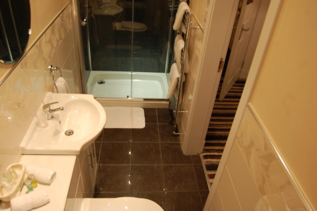 Dawn Break Bed & Breakfast Largs Room photo