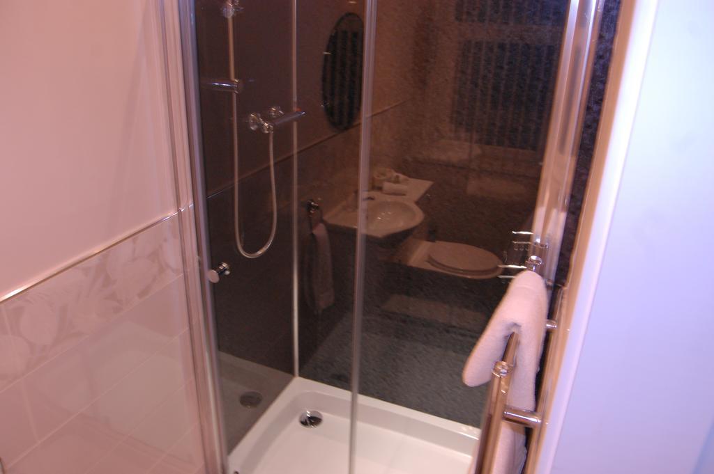 Dawn Break Bed & Breakfast Largs Room photo