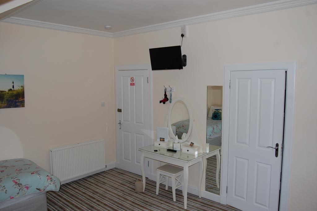 Dawn Break Bed & Breakfast Largs Room photo
