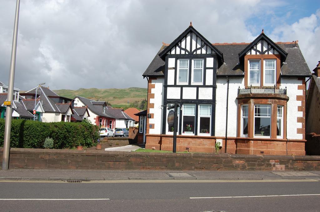 Dawn Break Bed & Breakfast Largs Exterior photo